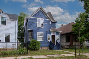 5436 N 38th in Milwaukee wi. List Price: $114,900