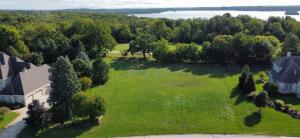 Lt16  Lakeside Ridge  Ct in Delafield wi. List Price: $274,900