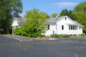 1000 S Spring St in Port Washington wi. List Price: $475,000