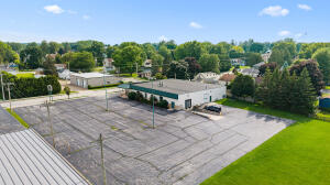 1828  Park Ave in New Holstein wi. List Price: $849,900
