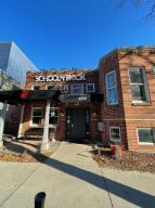 4050 N Oakland Ave in Shorewood wi. List Price: $650