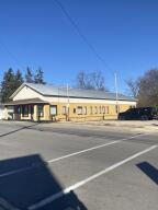 8247  Antioch Rd in Salem Lakes wi. List Price: $554,000