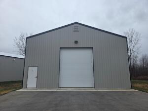 W2527  Woodland Rd in Sheboygan Falls wi. List Price: $189,900