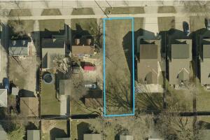 86 W Schlinger  Ave in West Allis wi. List Price: $80,000