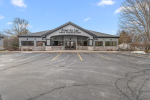 1020 S Main St in Fond Du Lac wi. List Price: $14