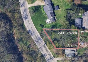 1211  Oak Creek  Pkwy in South Milwaukee wi. List Price: $157,000