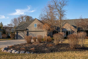 The Lakes of Ville du Parc 2618 W Lake Park Ct  in Mequon wi. List Price: $699,900