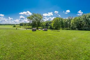 Lt24  Trinity  Ln in Geneva wi. List Price: $679,000