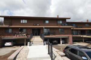 Twelve Bridges Condominiums 3985 S 84th St 2 in Greenfield wi. List Price: $114,900