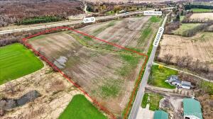 Lt3  Krueger  Rd in Geneva wi. List Price: $498,000