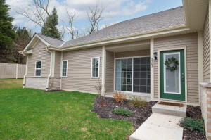 Hidden Ponds 2703  Pond Dr  in Saint Francis wi. List Price: $459,000