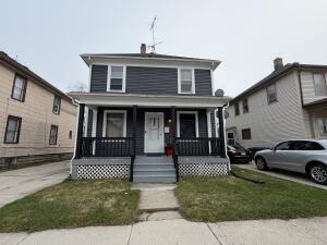 1413  Carl Ave in Sheboygan wi. List Price: $179,900