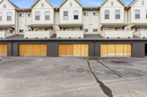Parkway Square 2123 E Howard Ave 102 in Saint Francis wi. List Price: $445,000