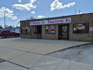3009  Roosevelt Rd in Kenosha wi. List Price: $250,000