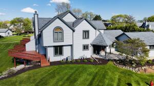 Bay Breeze S75W17726  Harbor Cir A in Muskego wi. List Price: $795,000