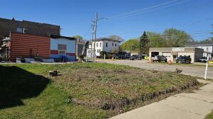 823  45th  St in Kenosha wi. List Price: $20,000