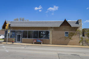 5424-5430 W Lisbon Ave in Milwaukee wi. List Price: $305,000