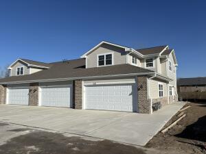 Quiet Meadows North Condomunium 465  Hillary Cir B in Johnson Creek wi. List Price: $324,900