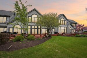 Bay Breeze W176S7494  Harbor Cir C in Muskego wi. List Price: $899,900