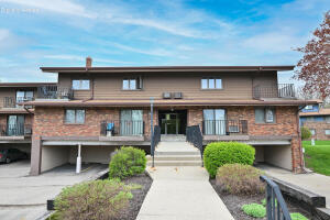 Twelve Bridges 4015 S 84th St 8 in Greenfield wi. List Price: $174,900