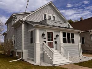 6201  25th Ave in Kenosha wi. List Price: $237,500
