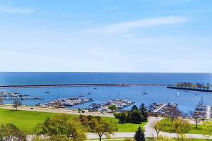 The Newport 1610 N Prospect Ave 802 in Milwaukee wi. List Price: $229,000