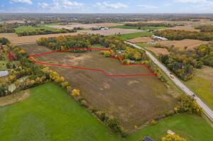 Lt2  Racine  Ave in Muskego wi. List Price: $399,000