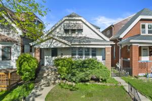2964 S 11th St in Milwaukee wi. List Price: $249,900