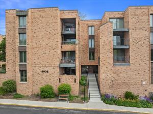 Eastwood 1906 E Shorewood Blvd 259 in Shorewood wi. List Price: $224,900