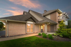 Tuckaway Pines 7571 W Tuckaway Pines Cir  in Franklin wi. List Price: $498,500