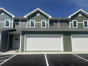 Jefferson Hills Condos 216  Settlers Dr  in Jefferson wi. List Price: $398,000