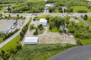 6830 S Howell Ave in Oak Creek wi. List Price: $1,490,000
