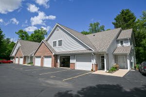 Sauk Creek 424 W Grand Ave 2 in Port Washington wi. List Price: $260,000