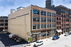 226 N Water St in Milwaukee wi. List Price: $7,750,000