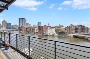 The Point on the River 106 W Seeboth St 612 in Milwaukee wi. List Price: $759,900