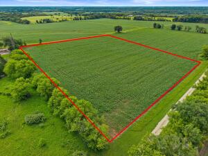 Lt1  County Road D  - in Spring Prairie wi. List Price: $329,900