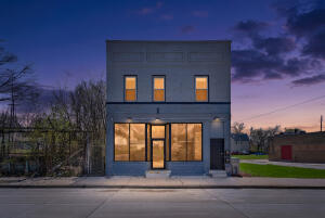 3627 W Lisbon Ave in Milwaukee wi. List Price: $325,000