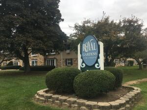 Royal Gardens 5625 W Brown Deer Rd 211 in Milwaukee wi. List Price: $79,900