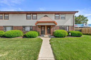 Grange Valley 2832 E Grange Ave 2832 in Cudahy wi. List Price: $215,000
