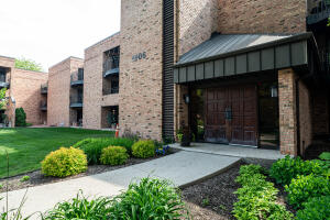 Eastwood 1906 E Shorewood Blvd 163 in Shorewood wi. List Price: $195,000