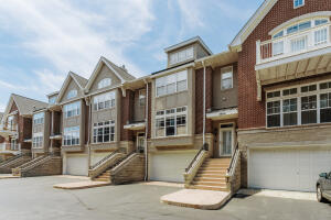 Park Shore 3844 S Lake Dr 15 in Saint Francis wi. List Price: $450,000