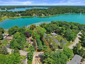 N1190  Tombeau  Rd in Bloomfield wi. List Price: $750,000