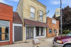 315  Freeman St in Genoa City wi. List Price: $220,000