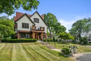 90 S Main St in Hartford wi. List Price: $1,099,900