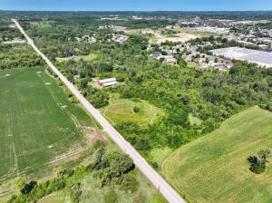 150 W Rusco  Dr in West Bend wi. List Price: $294,900
