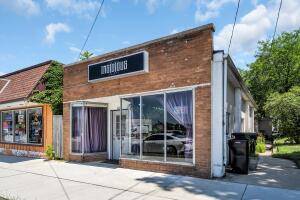 208 N Main St in Burlington wi. List Price: $195,000