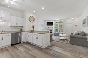 Chateau Condominiums 2230 W Vista Bella Dr  in Oak Creek wi. List Price: $279,900