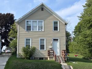 922  Broadway Ave in Sheboygan wi. List Price: $189,900