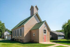 404 E Main St in La Farge wi. List Price: $199,900