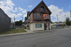 2625 W North Ave in Milwaukee wi. List Price: $899,000